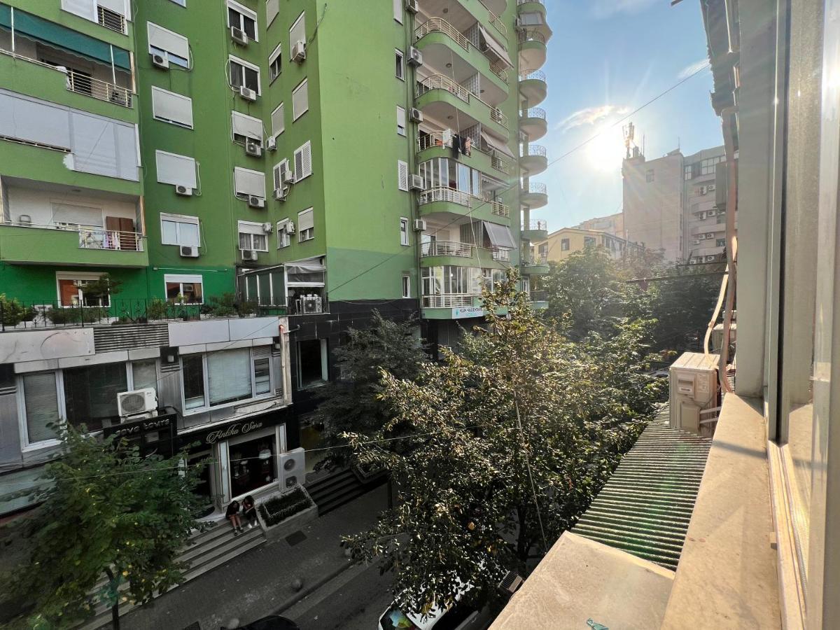 Enzo Rooms & Apartment Blloku Tirana Exterior foto